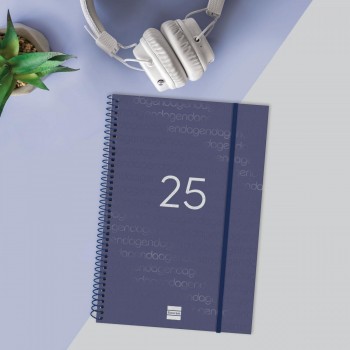 AGENDA ANUAL 2025 FINOCAM YEAR E11 165X242 SVV AZUL