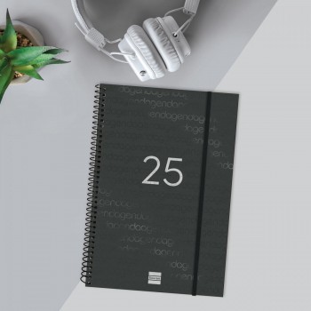 AGENDA ANUAL 2025 FINOCAM YEAR E11 165X242 SVV NEGRO